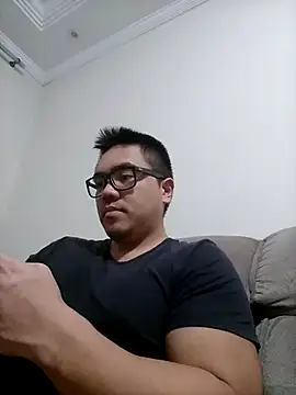 awesometeacher33 online show from March 13, 2025, 6:23 pm