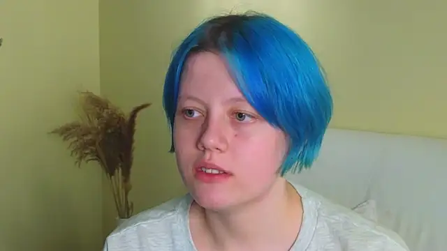 Snapshot of ErlineBeamer chatting on March 18, 2025, 4:37 pm ErlineBeamer online show from March 18, 2025, 4:37 pm