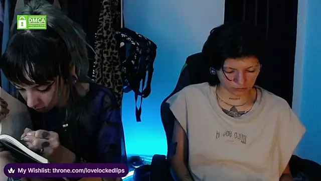 lovelockedlips online show from May 28, 2026, 3:26 am