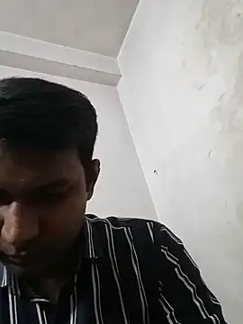 vikesh05 online show from December 3, 2025, 6:39 pm