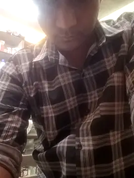 Snapshot of vikesh05 chatting on May 17, 2026, 8:16 pm vikesh05 online show from May 17, 2026, 8:16 pm