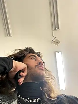 FreyrVik online show from October 3, 2025, 2:47 pm