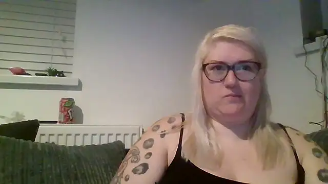 Sizzling Indie36 online show from March 22, 2025, 10:48 pm