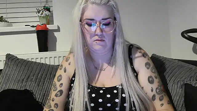 Sizzling Indie36 online show from October 1, 2025, 7:42 pm