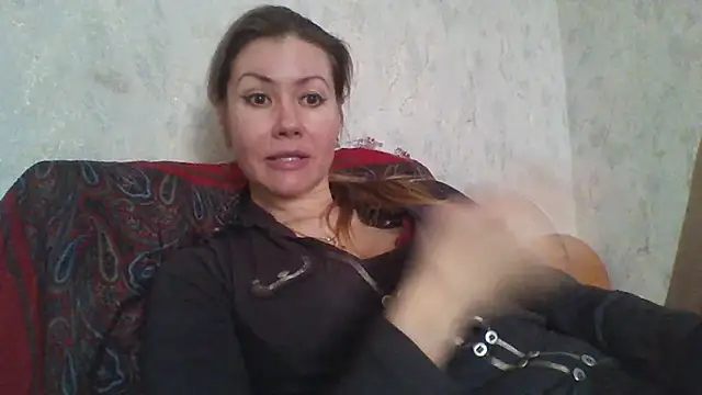 Eva Neon online show from March 16, 2025, 12:55 pm