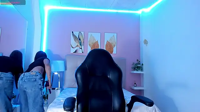 Molly h0t online show from March 3, 2026, 12:44 pm