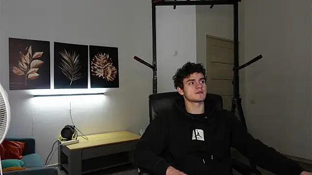 Brad Holloway online show from November 20, 2025, 6:24 am