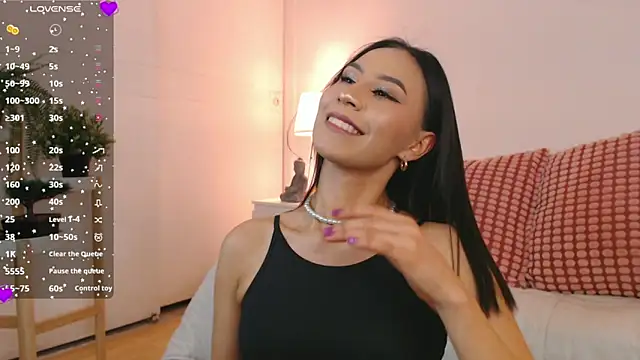 Valen ross  online show from September 17, 2025, 10:44 pm