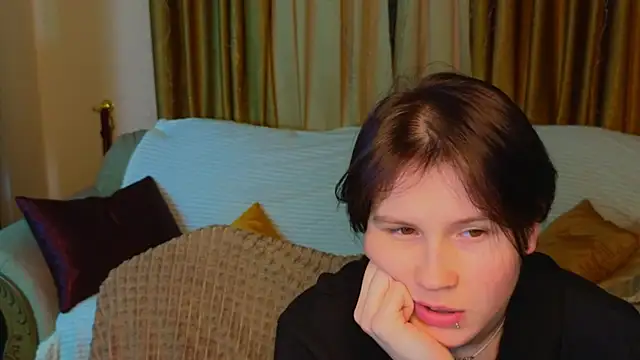 Snapshot of Tara_Lawson chatting on January 10, 2026, 11:12 am Tara Lawson online show from January 10, 2026, 11:12 am