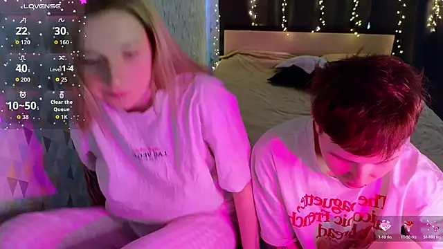 Snapshot of Tara_Lawson chatting on March 3, 2026, 11:05 am Tara Lawson online show from March 3, 2026, 11:05 am