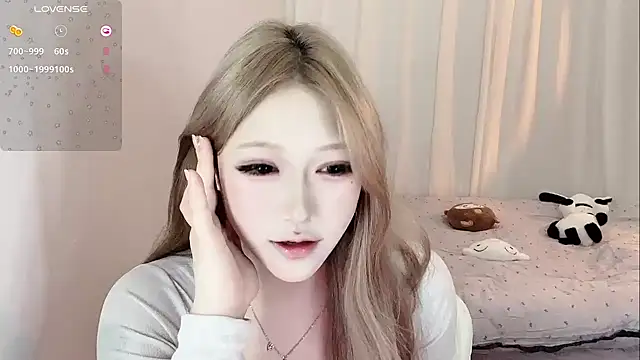 Snapshot of -monica-tina- chatting on September 15, 2025, 12:43 am -monica-tina- online show from September 15, 2025, 12:43 am