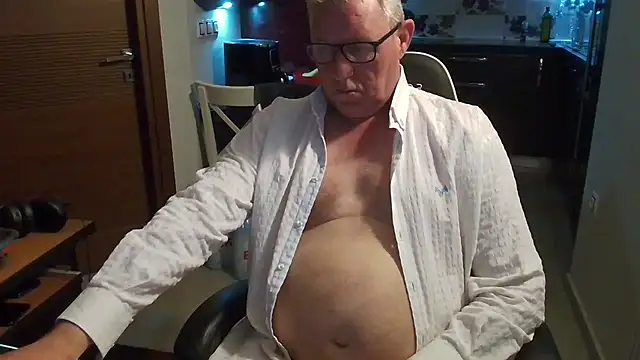 JamesBauer online show from March 4, 2026, 4:18 am