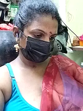 Snapshot of poojaa-rani chatting on October 30, 2025, 5:35 pm poojaa-rani online show from October 30, 2025, 5:35 pm