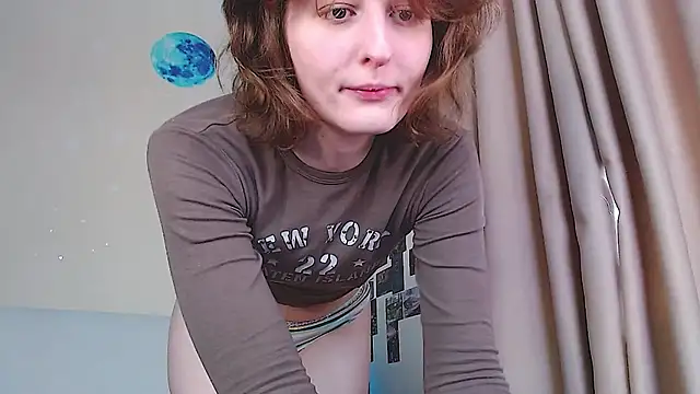 Snapshot of c0ralynx chatting on September 9, 2025, 11:21 am c0ralynx online show from September 9, 2025, 11:21 am