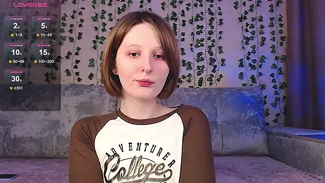 Snapshot of c0ralynx chatting on November 30, 2025, 10:41 am c0ralynx online show from November 30, 2025, 10:41 am