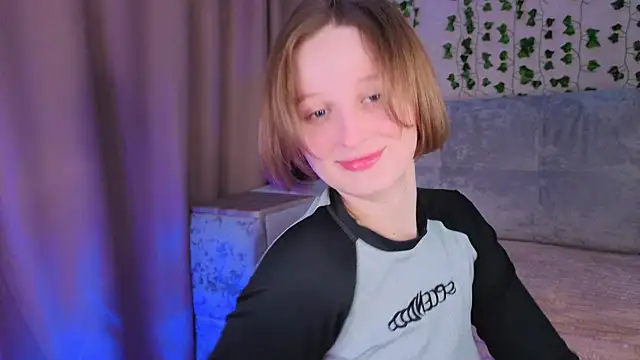 c0ralynx online show from March 22, 2026, 7:28 pm