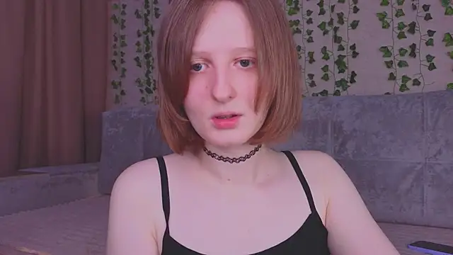 Snapshot of c0ralynx chatting on July 25, 2026, 3:53 pm c0ralynx online show from July 25, 2026, 3:53 pm