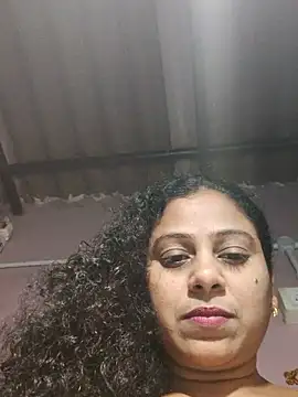 Snapshot of JENNIFERtamil chatting on November 29, 2025, 6:11 pm JENNIFERtamil online show from November 29, 2025, 6:11 pm