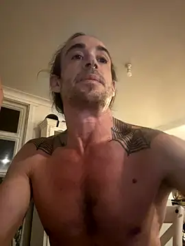 Snapshot of mastertittiefkr chatting on December 2, 2025, 11:04 am mastertittiefkr online show from December 2, 2025, 11:04 am