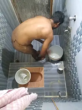 hot integer online show from October 3, 2025, 4:31 am