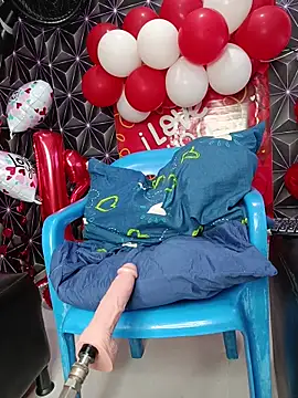 Megann 9 online show from February 13, 2026, 12:45 pm