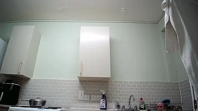 ultimate PAWG online show from October 17, 2025, 8:44 pm