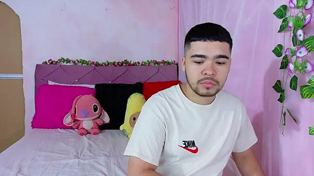  mia and mike  online show from September 16, 2025, 12:50 pm