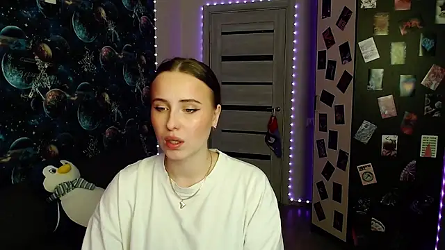 BarbiePieer online show from December 23, 2025, 10:46 am