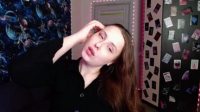 BarbiePieer online show from February 24, 2026, 4:27 pm