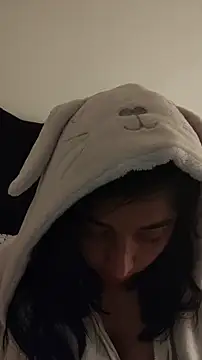 Elowyn online show from November 30, 2025, 3:54 am