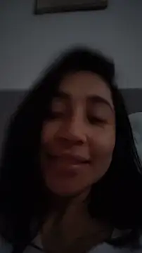 Elowyn online show from March 22, 2026, 1:25 pm