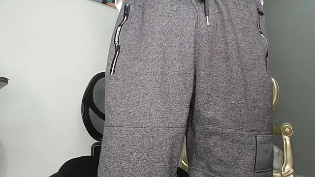 bigdick monster1 online show from November 6, 2025, 11:11 am