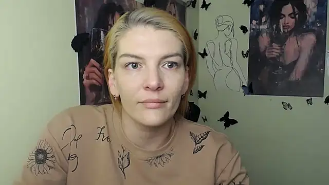 VanessaRey  online show from March 17, 2026, 8:50 am