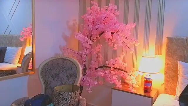 angelinarouse  online show from February 14, 2026, 3:36 am