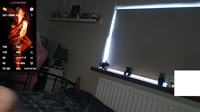 Ms Lunar-Lust online show from September 17, 2025, 4:08 pm