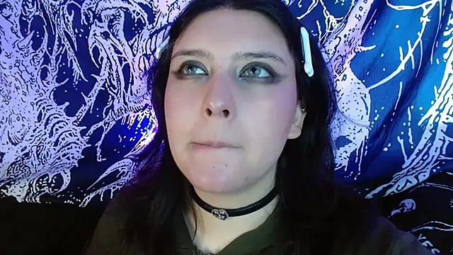 mikaskullcs online show from October 9, 2025, 4:21 am