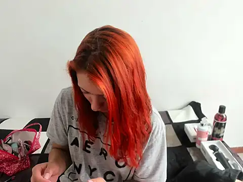 DulceXmile online show from September 19, 2025, 3:45 pm