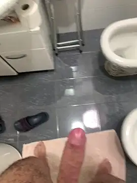 Snapshot of donmike01 chatting on October 20, 2025, 3:23 pm donmike01 online show from October 20, 2025, 3:23 pm