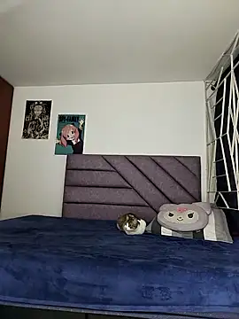 KARINNA  RAVEN online show from April 8, 2026, 11:48 pm