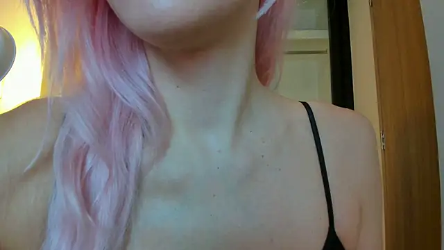  Miss Valentina  online show from March 7, 2026, 3:53 pm