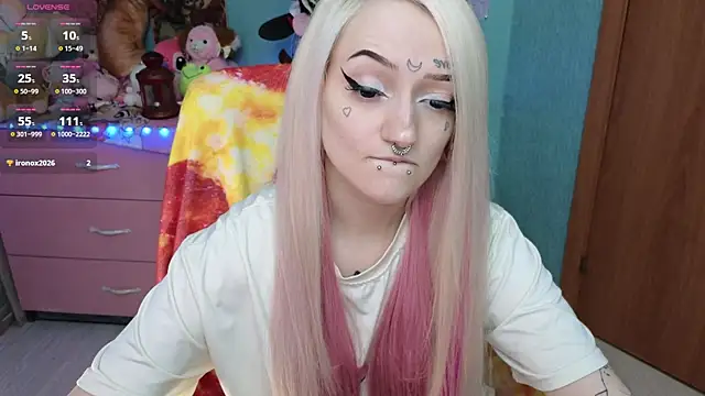 Snapshot of Manuela_unicorn chatting on November 25, 2025, 4:12 am Manuela unicorn online show from November 25, 2025, 4:12 am