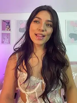 Snapshot of ariana_bae_ chatting on March 18, 2025, 9:32 pm ariana bae online show from March 18, 2025, 9:32 pm