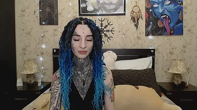 Velvetbat online show from March 3, 2026, 6:52 am