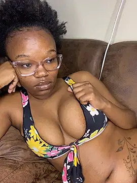 YummyMelanin117 online show from July 28, 2026, 8:45 pm