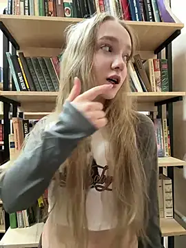 bambi lu online show from March 23, 2026, 7:51 pm