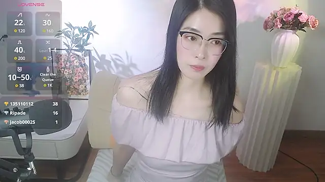 mia0mia0123 online show from March 20, 2025, 6:09 pm