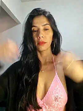 suzy20252 online show from October 21, 2025, 11:33 am