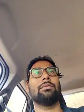 Snapshot of UAjit chatting on May 7, 2026, 5:24 am UAjit online show from May 7, 2026, 5:24 am