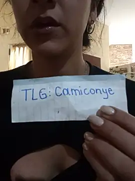Camilitah online show from May 17, 2026, 2:13 pm