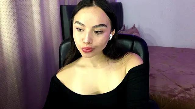 Snapshot of amelia_hall chatting on May 28, 2026, 5:32 pm amelia hall online show from May 28, 2026, 5:32 pm